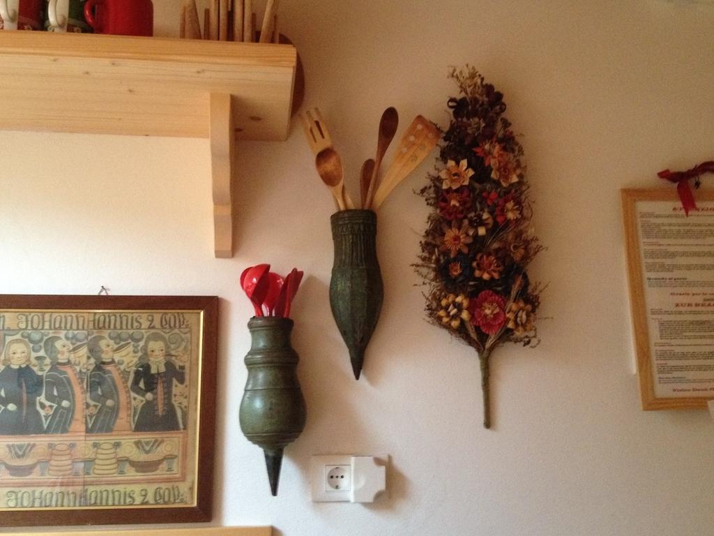 Apartamento Mansarda Dolomiti Rasun di Sopra Habitación foto