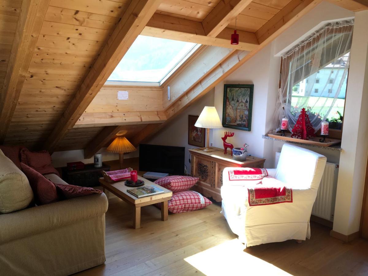Apartamento Mansarda Dolomiti Rasun di Sopra Exterior foto