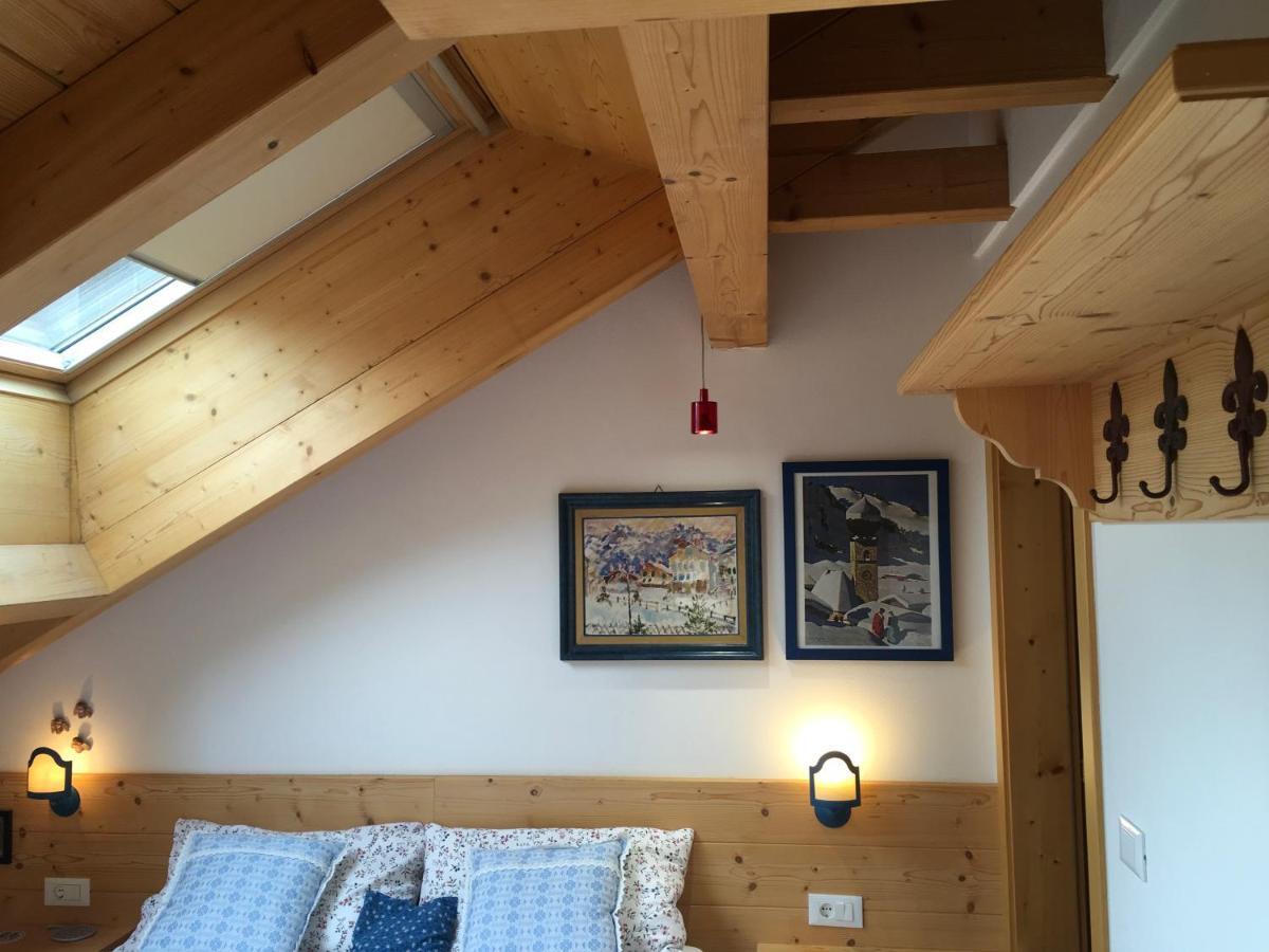 Apartamento Mansarda Dolomiti Rasun di Sopra Exterior foto