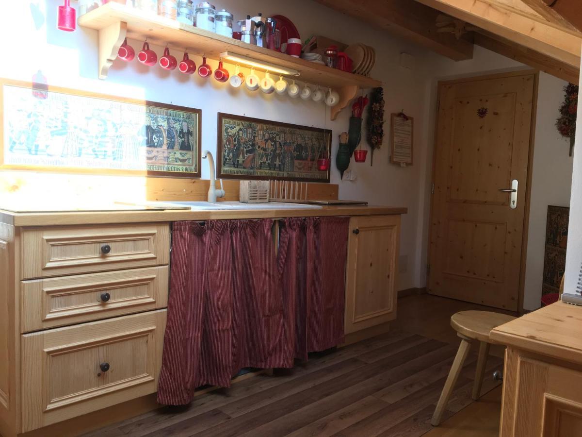 Apartamento Mansarda Dolomiti Rasun di Sopra Exterior foto